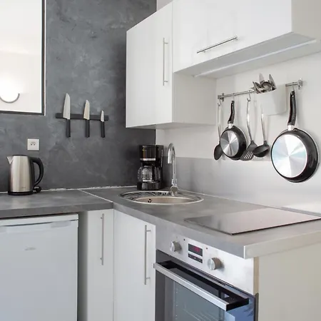 Exclusivite : Charmant Studio Au Centre-ville Apartment Hyeres